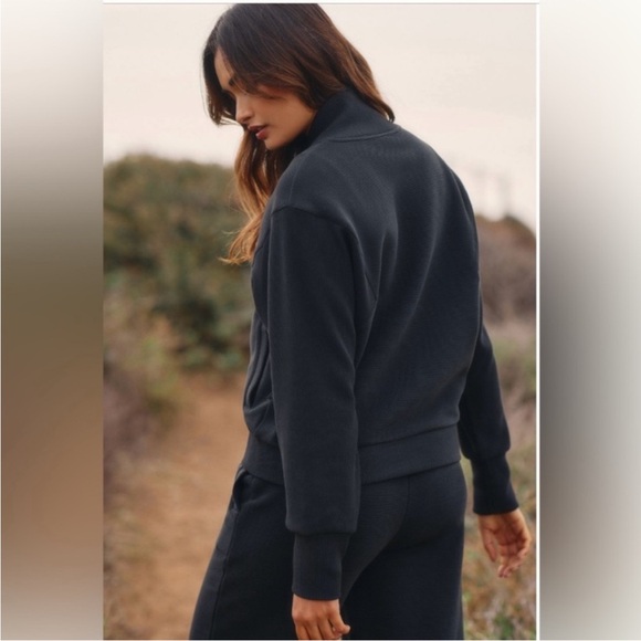 VARLEY ALIA ZIPPED SWEATER BOMBER JACKET SIZE MEDIUM - Picture 2 of 9